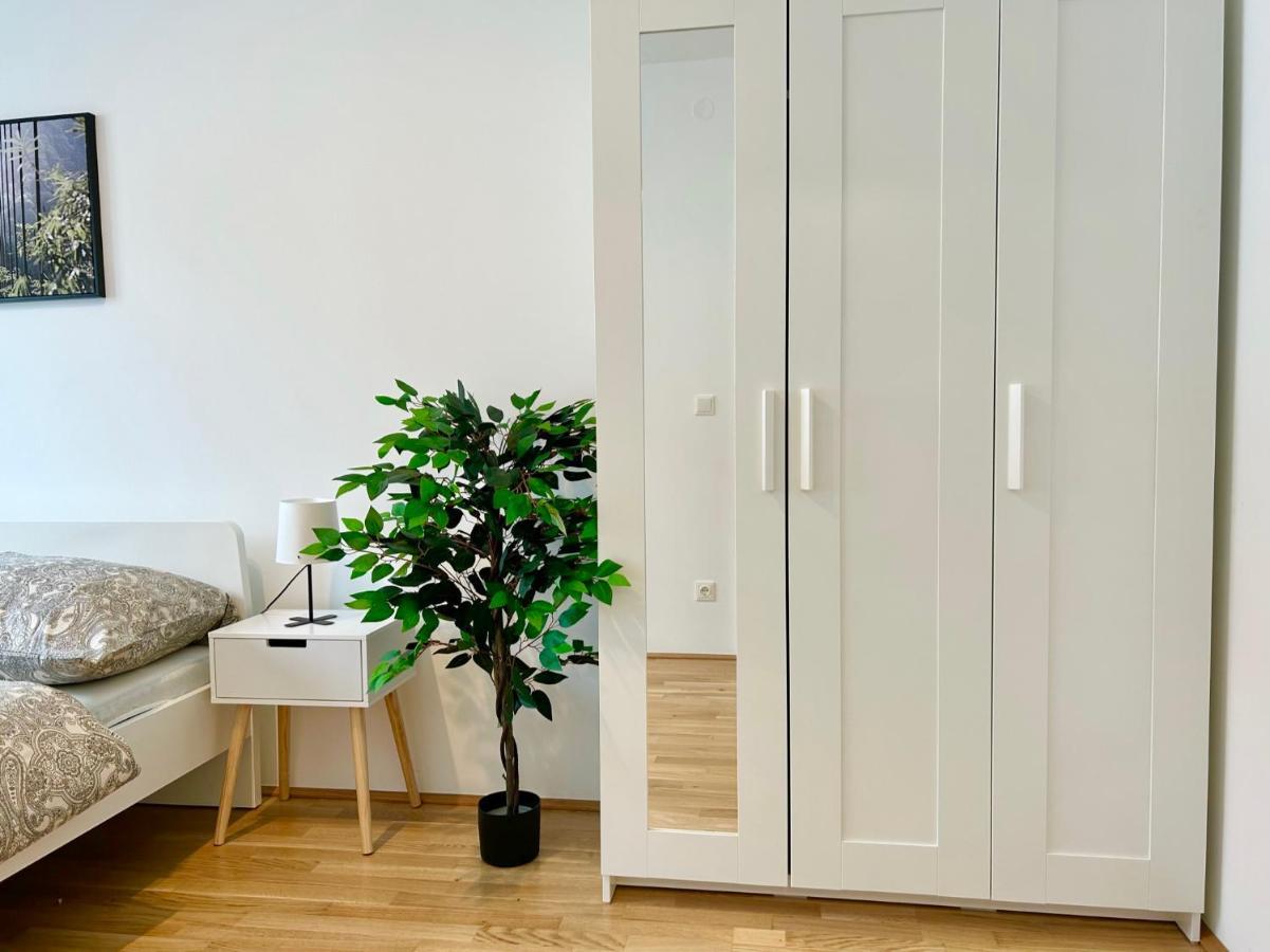 80 M2 - Terrace - Free Parking Apartamento Viena