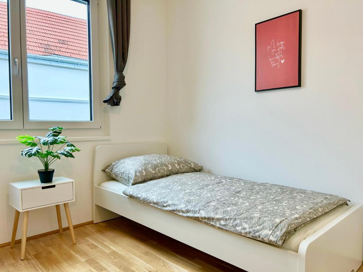 80 M2 - Terrace - Free Parking Apartamento Viena
